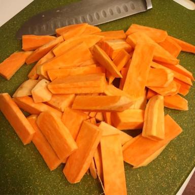 cut sweet potato fries