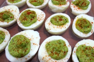 advocadodevilledeggs